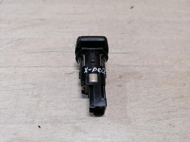 XRay 1 №1 розетка 12В