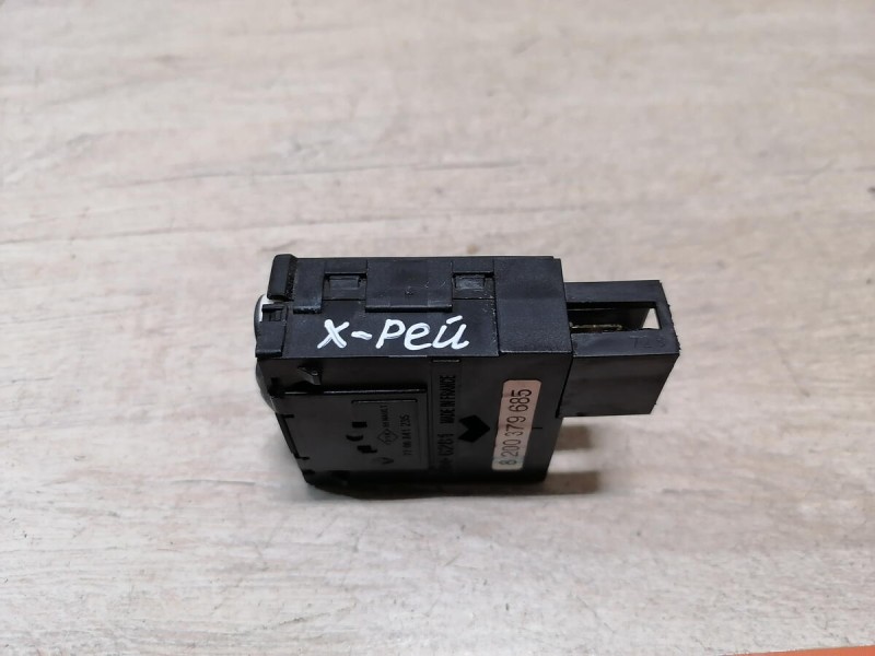 XRay 1 №1 кнопка корректор фар