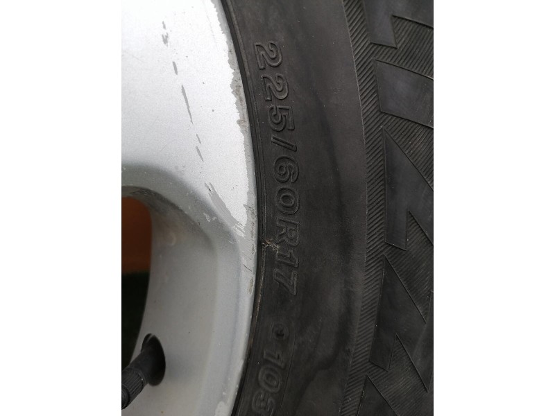 Cruze №6 резина зимняя Bridgestone Spike-01 225/60 R17 103T комплект деф