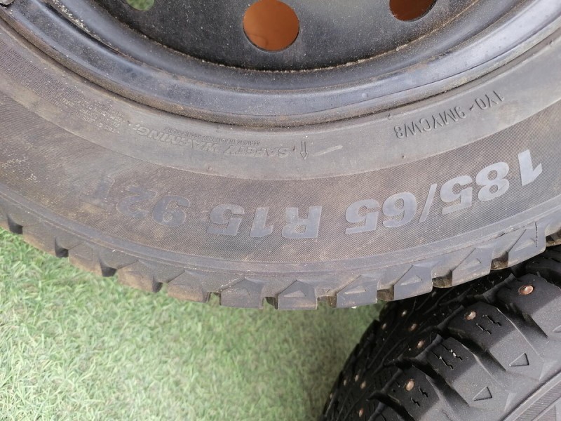 Almera G15 №13 резина зимняя WinterCraft ice wi32 185/65 R15 92T 2123 комплект
