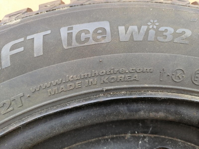 Almera G15 №13 резина зимняя WinterCraft ice wi32 185/65 R15 92T 2123 комплект
