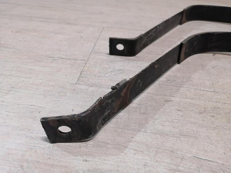 Rio 3 №12 крепление бензобака комплект