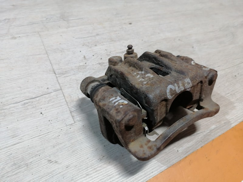 Ceed №2 суппорт передний правый 1,4
