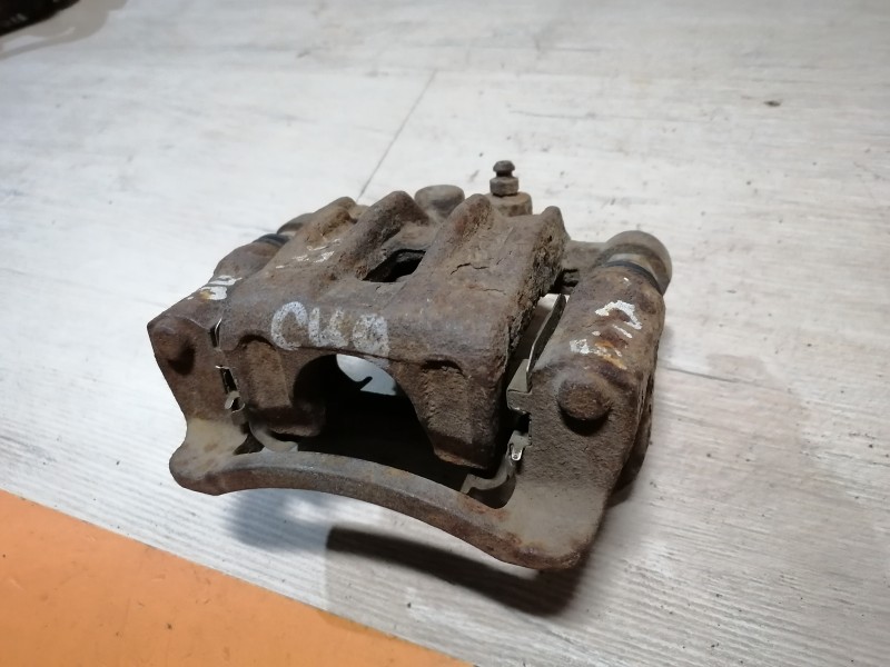 Ceed №2 суппорт передний правый 1,4
