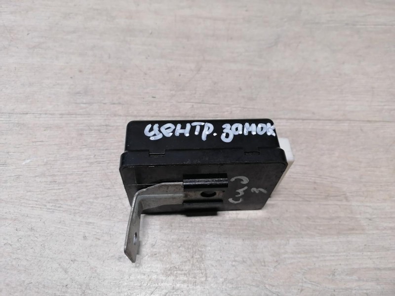 Ceed №3 блок управления центральным замком дверьми