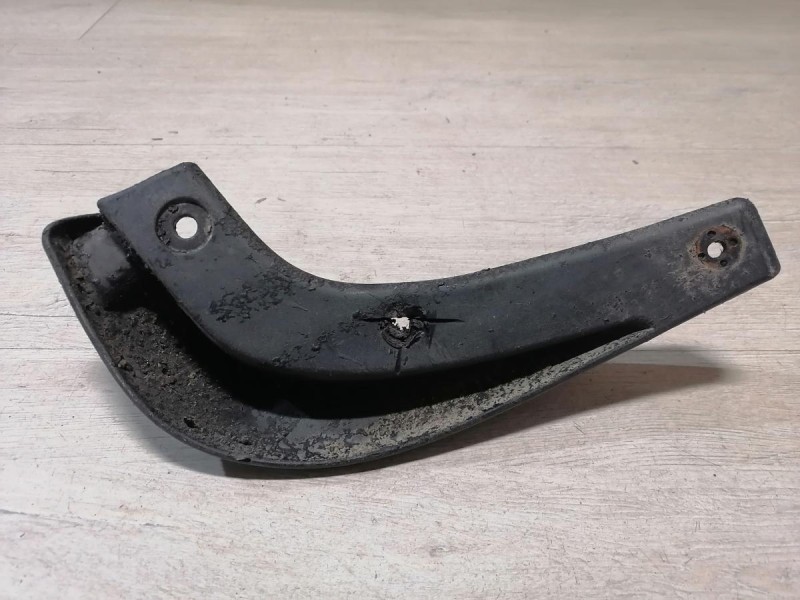 Ceed №1 брызговик передний левый