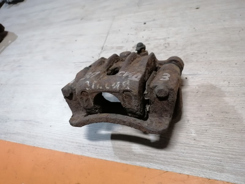 Ceed №3 суппорт задний правый 1.6