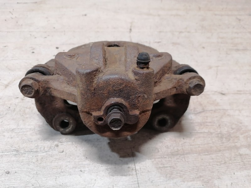 Ceed №3 суппорт передний правый 1,6