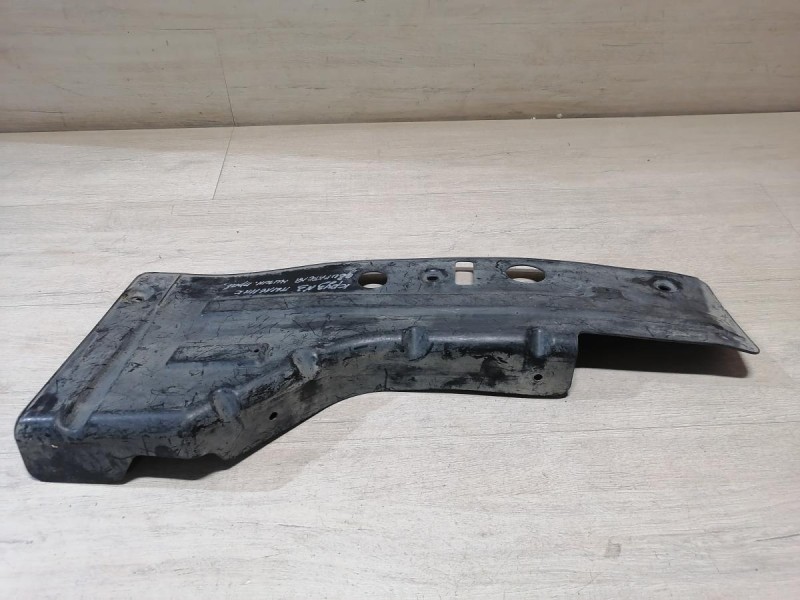 Cruze №3 пыльник двигателя нижний правый