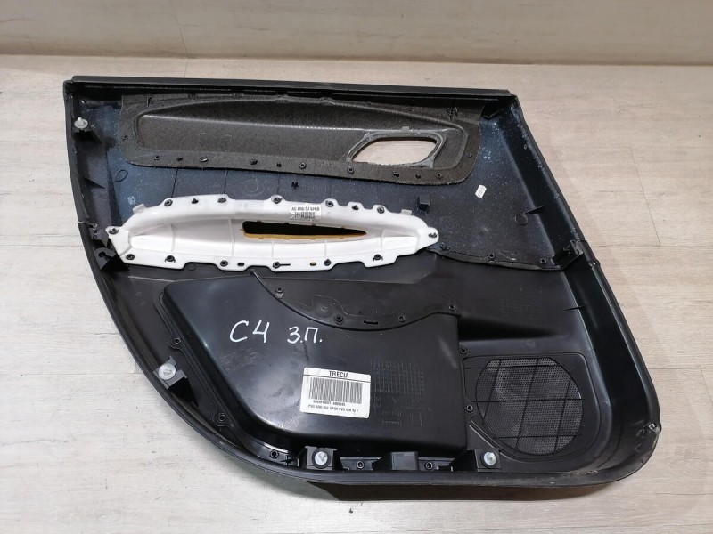 Citroen C4 №1 обшивка двери задняя правая эл