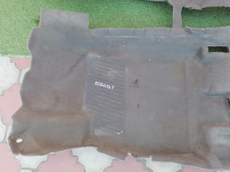 Cobalt пол салона