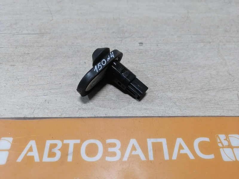 Corolla концевик двери